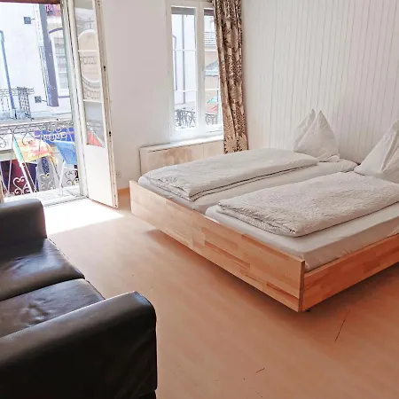 Linda 33 * Interlaken